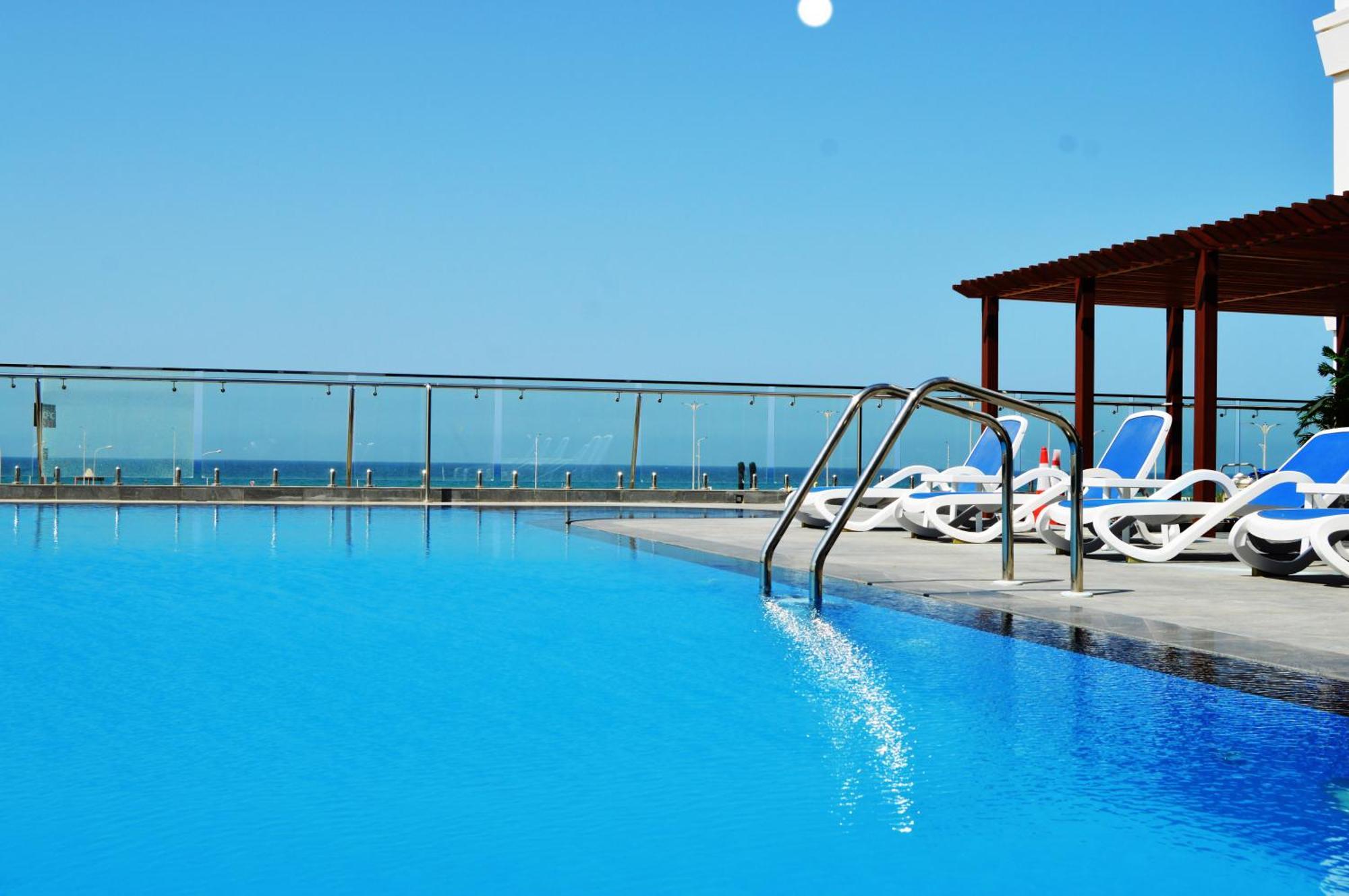 Sur Grand Hotel Dış mekan fotoğraf